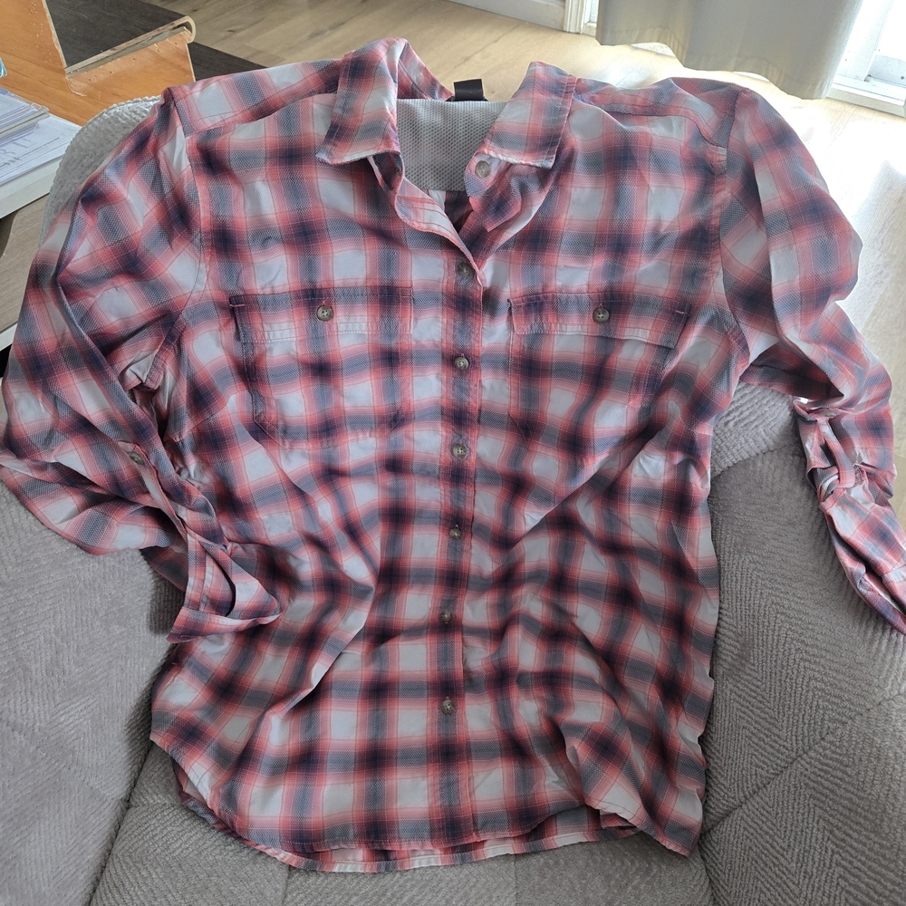 Eddie Bauer Moisture Wicking Button- Up